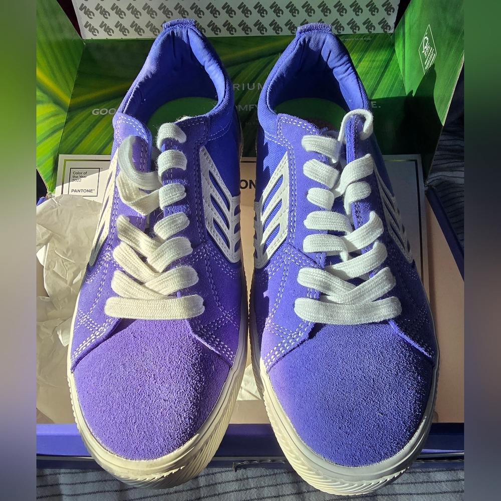 Cariuma Purple Women's Sneakers